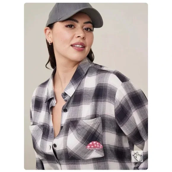 NEW Torrid 1 Flannel Drop Shoulder Button-Front Shirt, Mushroom Pocket, Plaid - Picture 3 of 12